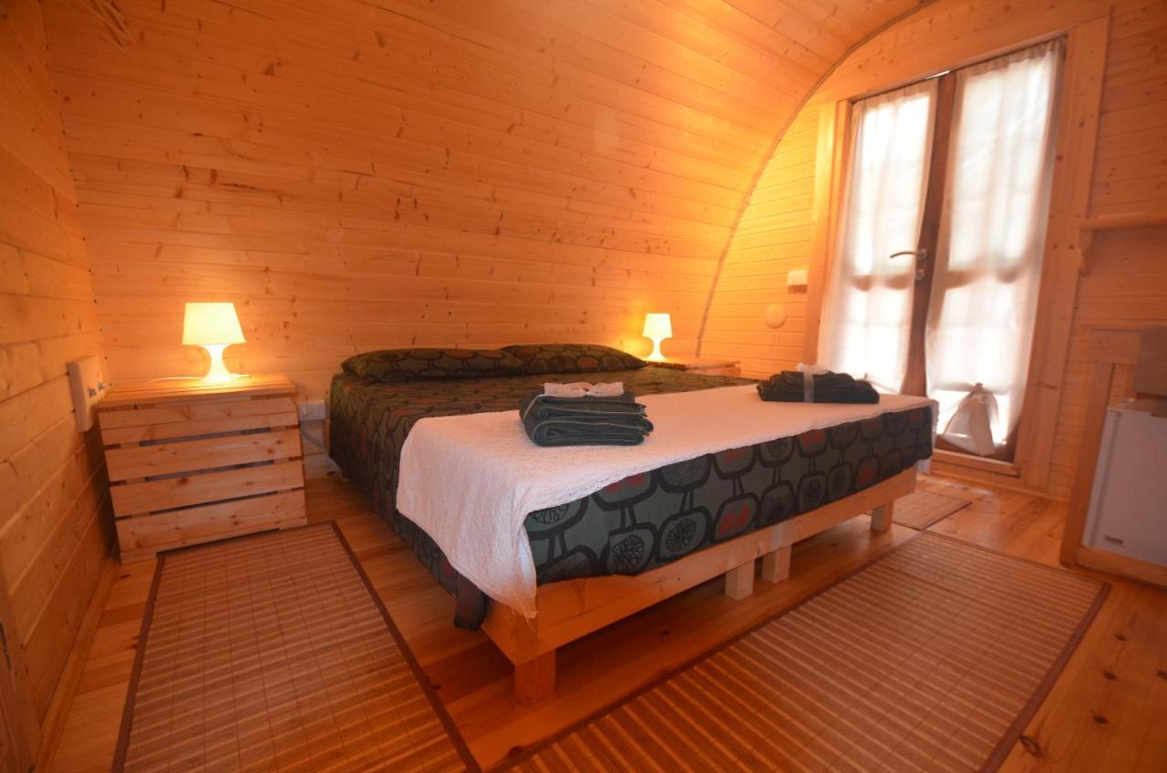 Asso Bed & Breakfast Манерба-дель-Гарда Экстерьер фото