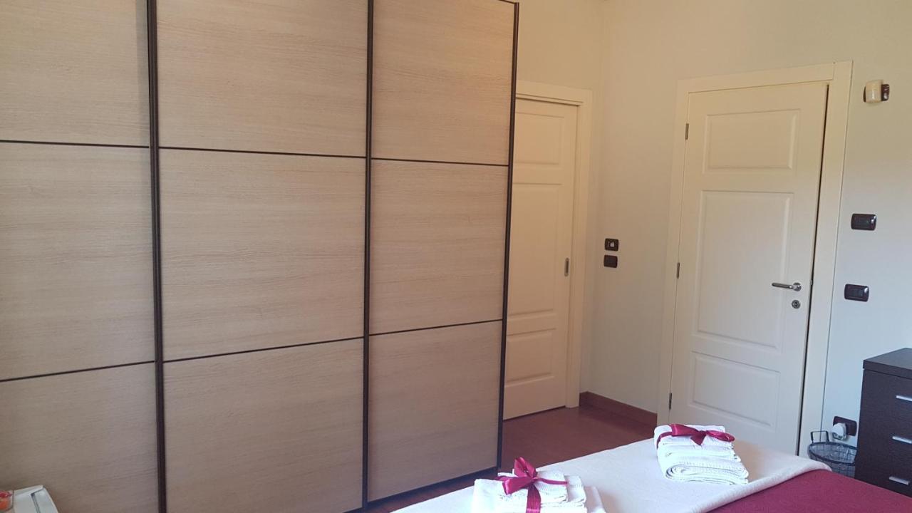 Asso Bed & Breakfast Манерба-дель-Гарда Экстерьер фото